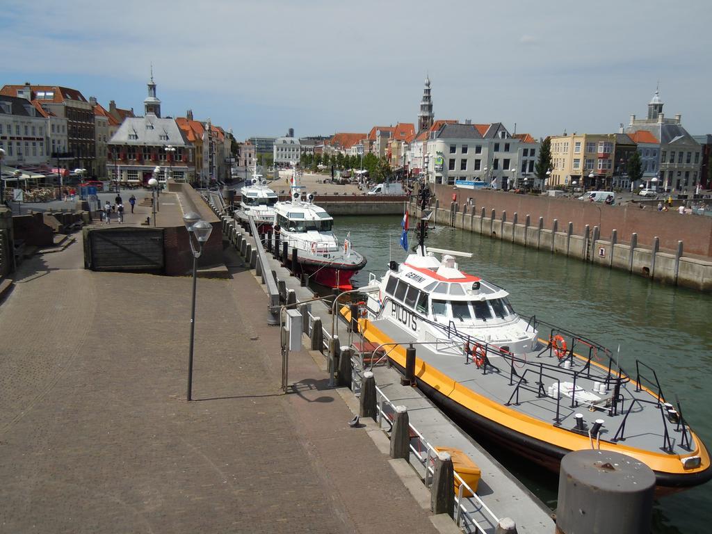 Belgische Loodsensocieteit Hotel Vlissingen Bagian luar foto